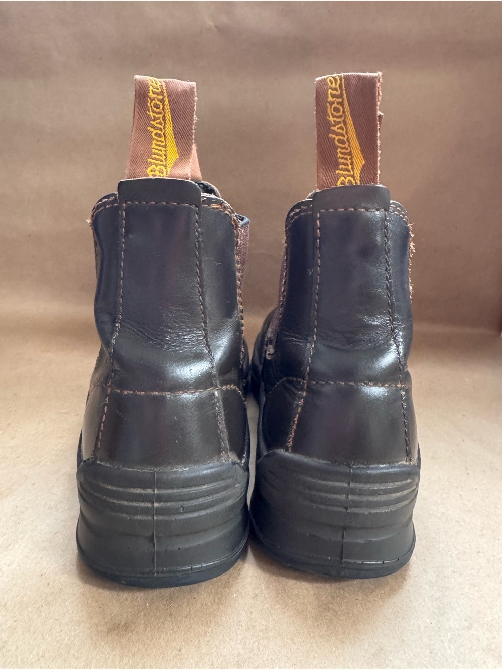Blundstone 1135 Work & Safety Series Steel Toe Brown Leather Chelsea Boots. - Picture 4 of 10